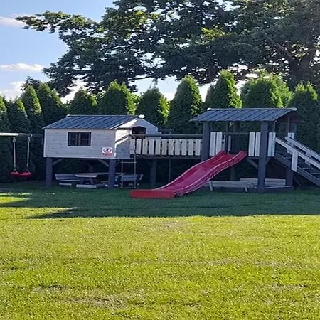 Homes For 7 People In Swinoujscie * Karsibór