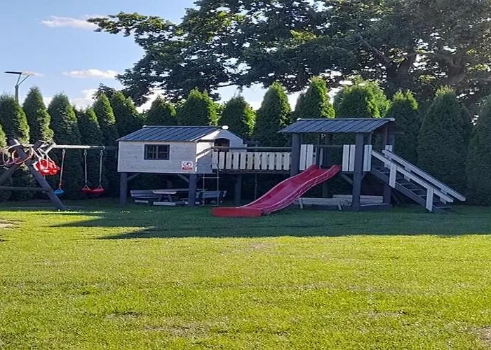 Сasa de vacaciones Homes For 7 People In Swinoujscie Karsibór