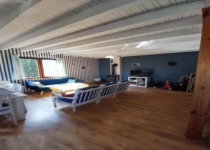 Homes For 7 People In Swinoujscie Karsibór